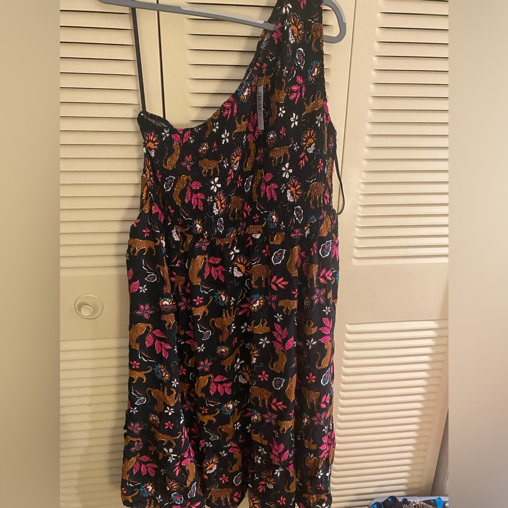 3x Torrid one-shoulder money and floral print dress